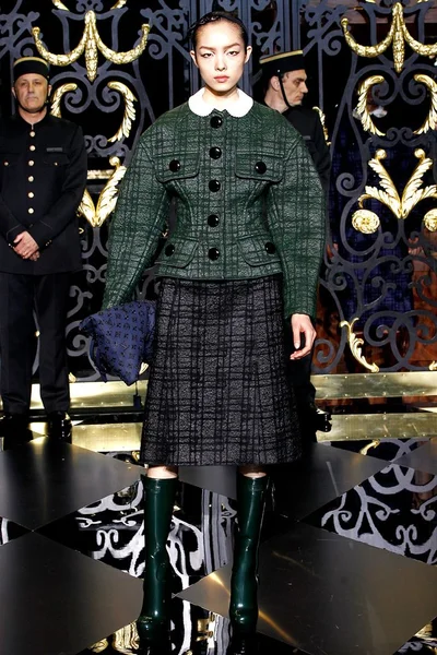 Look 21